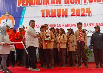 PKBM Harmoni Kwarran Sumbang Cetak Sejarah Baru di Gebyar PNF Banyumas