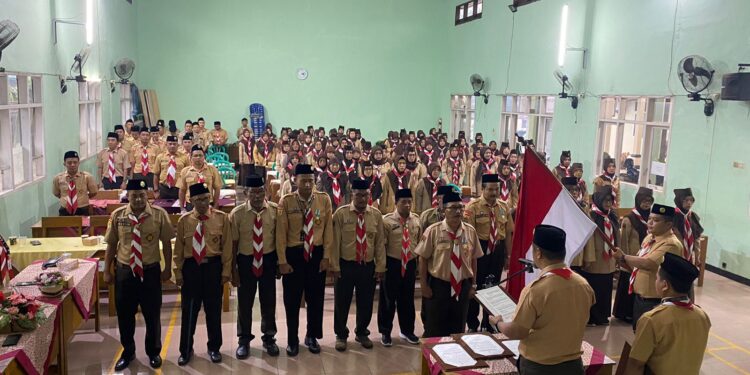 Kwarran Cilongok Lantik Kamabigus se Gugus Ki Hajar Dewantara