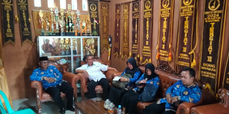 Kwarran Sumbang Gelar Rapat Koordinasi Persiapan Rakeran 2025