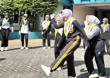 Racana UIN Saizu Purwokerto Latih Kreativitas dan Kerjasama Melalui Permainan Kelompok