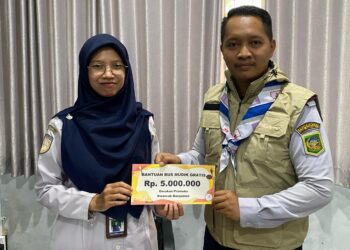 Pramuka Kwarcab Banyumas Serahkan Bantuan untuk Bus Mudik Gratis Pemkab Banyumas