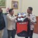PT BPR BKK Purwokerto Serahkan Kaos Lapangam Untuk Pramuka Peduli Banyumas