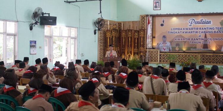 Kwarcab Banyumas Meninjau Penilaian Lomba Kwarran Tergiat di Kwarran Cilongok