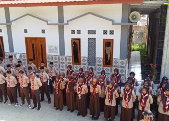 Penerimaan Tamu Ambalan dan Peneguhan Bantara di MA Al Hidayah Purwojati, Tanamkan Nilai Kepemimpinan dan Semangat Kepramukaan