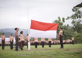 Kwarran Cilongok Gelar Puncak Upacara Hari Pramuka ke-64 di Lapangan SMPN 2 Cilongok