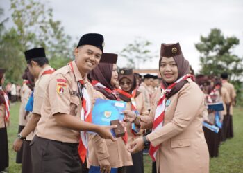 48 Pembina Pramuka di Kwarran Cilongok Terima Tanda Penghargaan Gerakan Pramuka 2025