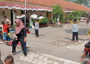 Peserta Didik Gudep SD Negeri 1 Piasa, Persiapkan Tarian Tradisional Guna Menyambut Tim Penilai Lomba Gudep Mantap