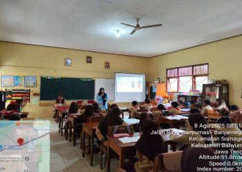 Sosialisasi Kesehatan Reproduksi Pada Remaja untuk Anggota Pramuka SD Negeri 2 Somagede