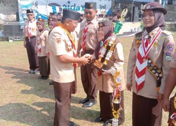 Gudep SD Negeri 1 Piasa terima Penghargaan Dari Kwarda Jateng Sebagai Tergiat 2 Lomba Gudep Mantap tahun 2025