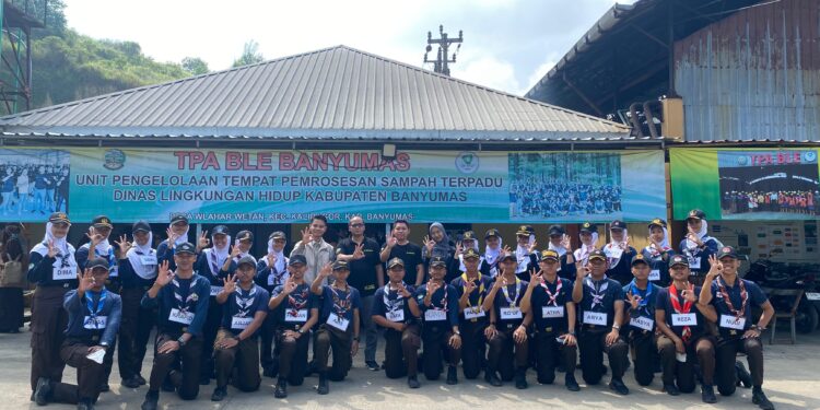 Kontingen Raimuna Daerah XIII Kwarcab Banyumas Dapatkan Edukasi Lingkungan di TPA BLE Banyumas