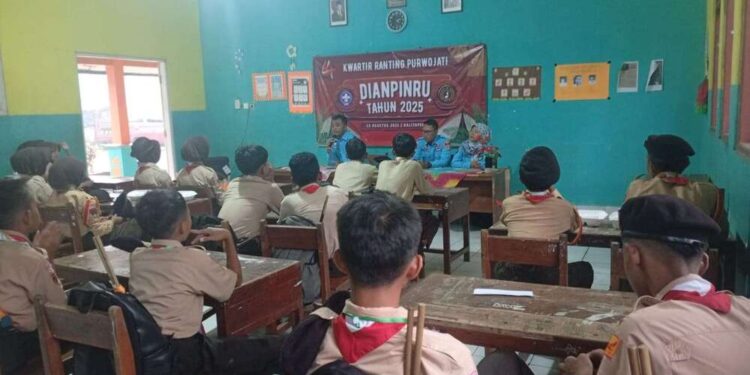 Semangat Tinggi Dianpinru 2025 di MTs Satu Atap Kalitapen: Materi Kepanduan, Pionering, dan Simulasi Upacara Lengkap