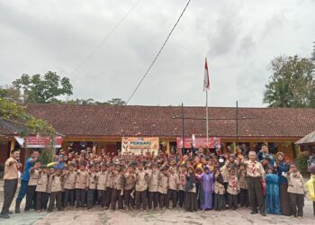 PERSARI Gugus Depan SDN Kaliputih Hadirkan Edukasi Kebakaran Bersama DAMKAR Banyumas di HUT Pramuka ke-64