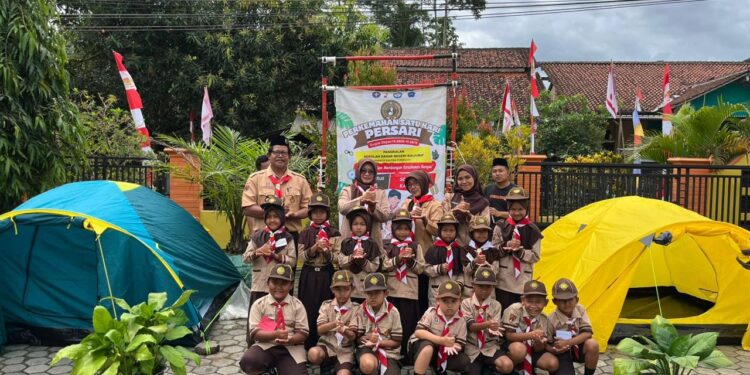 SD Negeri Kaliurip Kwarran Purwojati Sukses Gelar Persari 2025, Semangat Pramuka Penuhi Halaman Sekolah