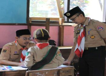 Tim Kwarcab Banyumas Lakukan Monitoring Penilaian Pencapaian Pramuka Garuda di Kwarran Pekuncen