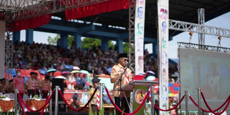 Lantik Ribuan Pramuka Garuda, Ini Pesan Bupati Kak Sadewo Selaku Ketua Mabicab