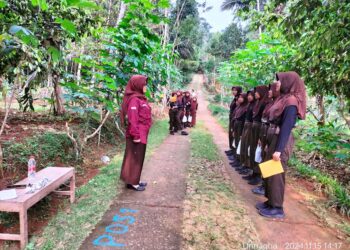 Membentuk Karakter dan Menempa Generasi Tangguh Pramuka Penggalang SD Negeri 3 Kemawi, Melalui Kegiatan Jelajah Galang