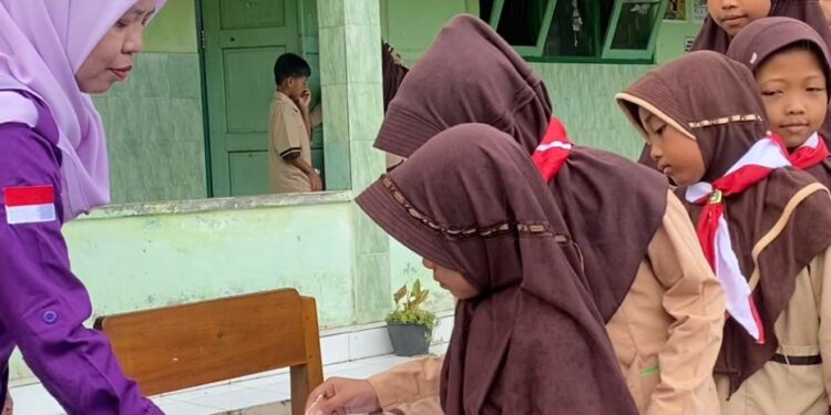 SDN 3 Karangtalun Kidul Galang Donasi “Peduli Sumatera”, Tanamkan Empati Sejak Dini