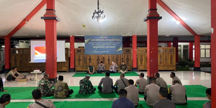 Kwarran Cilongok Ikuti Doa Bersama Lintas Sektoral Refleksi Akhir Tahun 2025 dan Karya Bakti Tahun Baru 2026