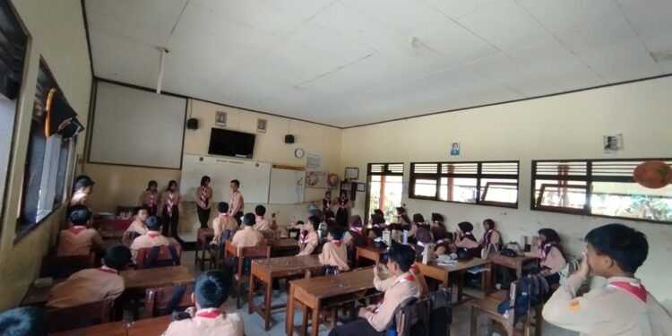 Siap Naik Level, Pangkalan SMPN 1 Kedungbanteng Kwarran Kedungbanteng Gelar Ujian SKU Penggalang Ramu dan Rakit