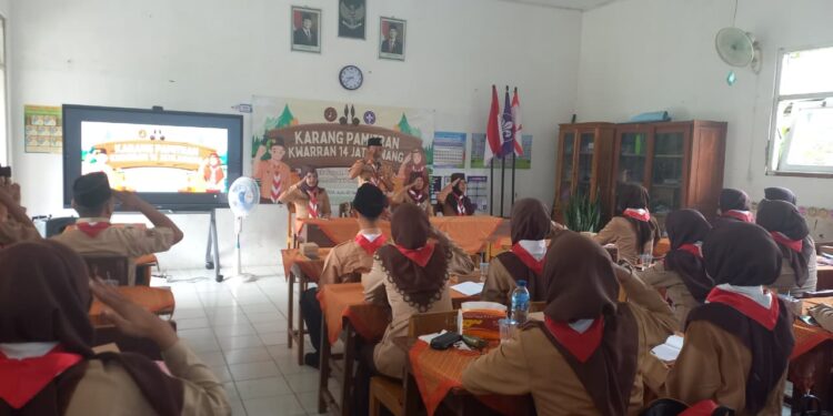 Karang Pamitran Jatilawang Tegaskan Peran Pembina Sebagai Garda Depan Pendidikan Karakter