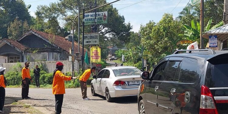 Pramuli Kwarran Somagede Siagakan Personil dan Layani Para Pemudik di Hari Kedua APPKBL