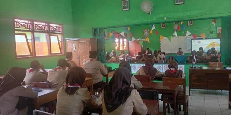 Sosialisasi KTA Ayo Pramuka Kwarnas di SDN 1 Purwojati Perkuat Pendataan Anggota Pramuka