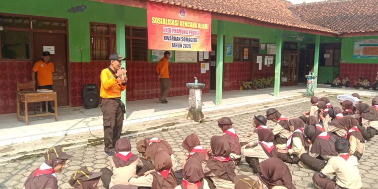 Antisipasi Bahaya Bencana Alam, Pramuli Kwarran Somagede Lakukan Sosialisasi Bencana Kepada Peserta Didik