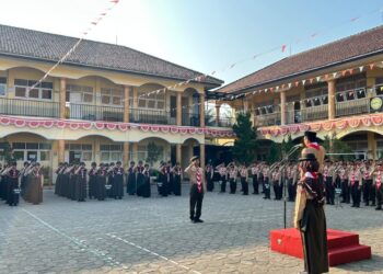 Menuju Indonesia Emas 2045: Peringatan Hari Pramuka Ke-65 di MTs Modern Al Azhary Ajibarang Tekankan Peran Swasembada Pangan
