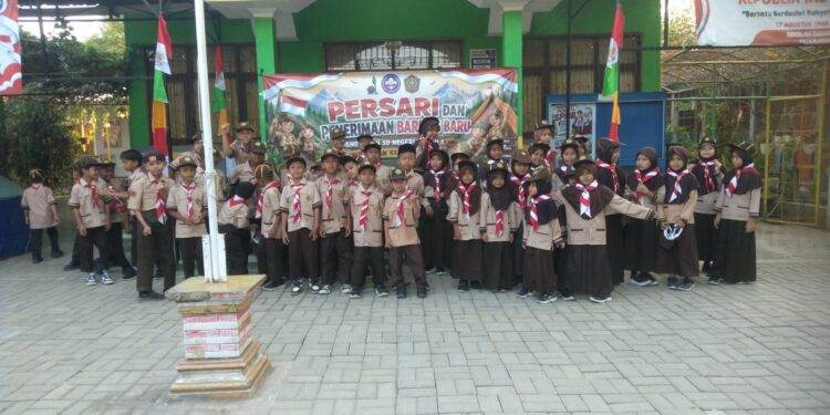 SDN 1 Kecila Gelar HUT Pramuka ke-65, Persari dan Penerimaan Anggota Barung Baru