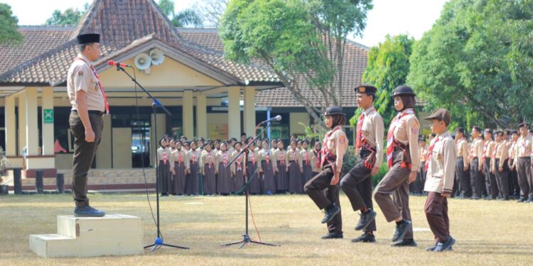 Semangat Pengabdian Membara, Kwarran Pekuncen Gelar Upacara Hari Pramuka ke-65