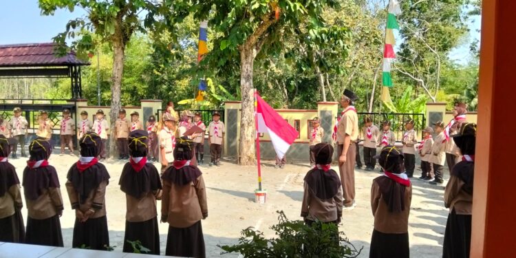Semangat Baru Berkobar! SD Negeri 2 Gerduren Kwarran Purwojati Resmi Sambut Anggota Baru Pramuka Siaga