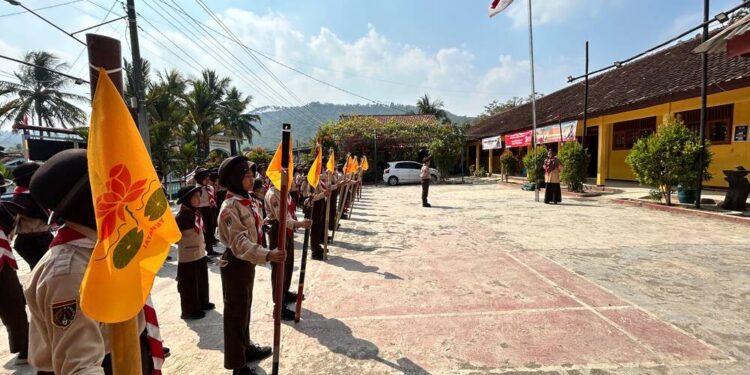 Persiapan LT I Semakin Matang, Pramuka SDN Kaliputih Asah Keterampilan dan Kekompakan Regu