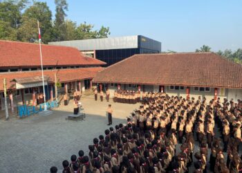 Semangat Hari Pramuka ke-65, SMK Negeri 1 Purwojati Teguhkan Peran Generasi Muda Menuju Indonesia Emas 2045