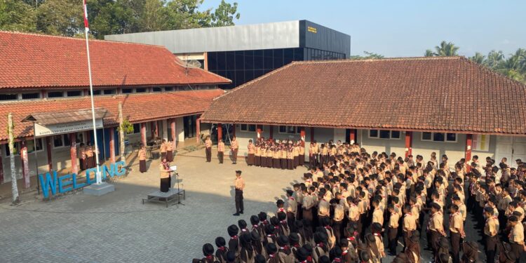 Semangat Hari Pramuka ke-65, SMK Negeri 1 Purwojati Teguhkan Peran Generasi Muda Menuju Indonesia Emas 2045
